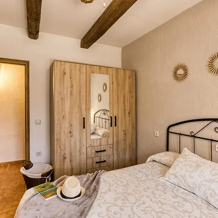 Planas 1 Country house