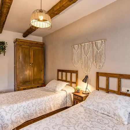 Planas 1 Country house Fonalleras